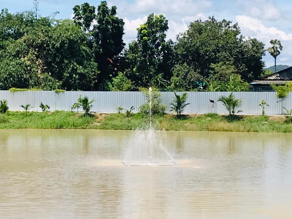 Solarcell Private Homestay - โซล่าเซลล์ไพรเวทโฮมสเตย์ Uthai Thani Exteriér fotografie