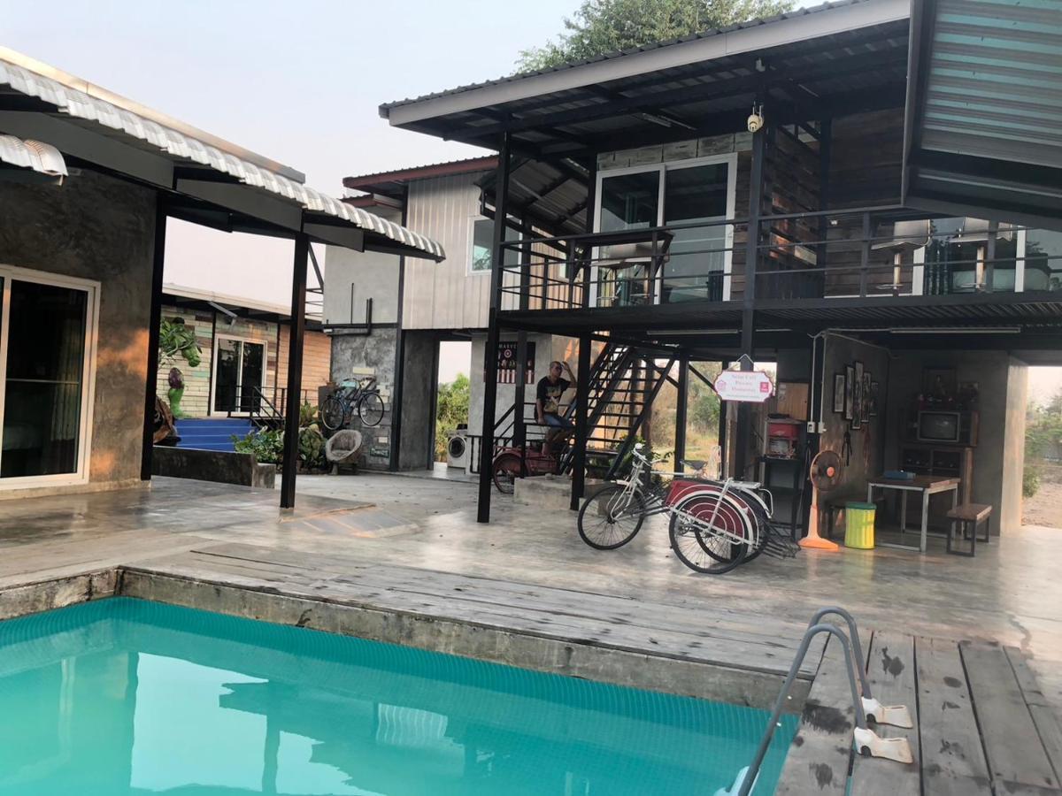 Solarcell Private Homestay - โซล่าเซลล์ไพรเวทโฮมสเตย์ Uthai Thani Exteriér fotografie