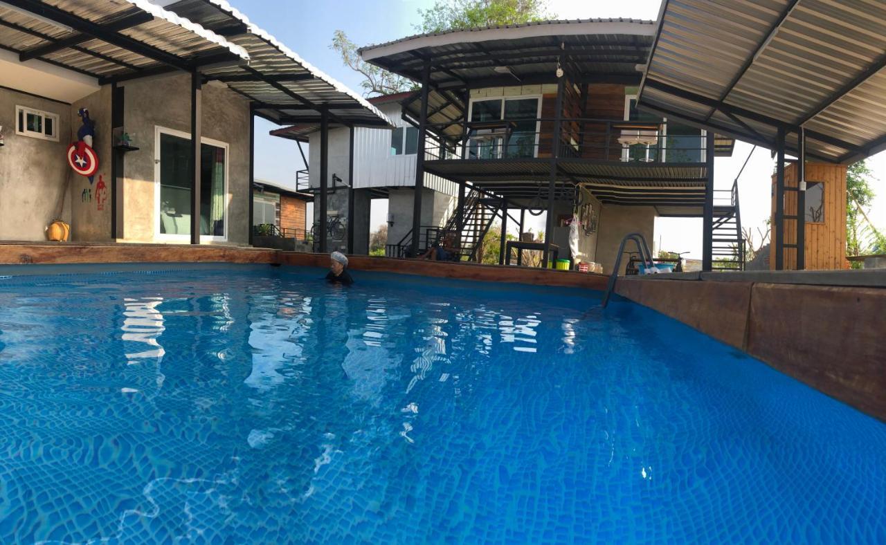 Solarcell Private Homestay - โซล่าเซลล์ไพรเวทโฮมสเตย์ Uthai Thani Exteriér fotografie